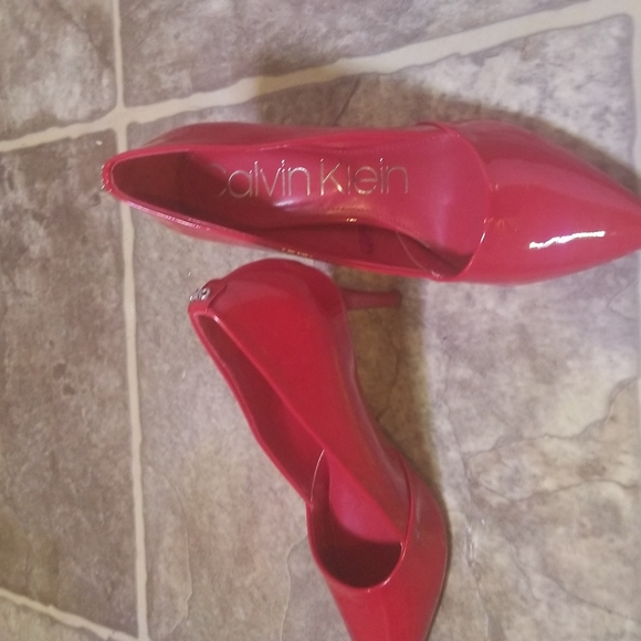 Calvin Klein sz 9 - Picture 2 of 2